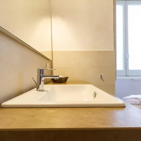 Palazzo Cariddi Bed and Breakfast 4*