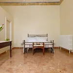 Palazzo Cariddi לינה וארוחת בוקר