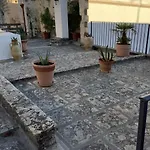לינה וארוחת בוקר Palazzo Cariddi Nardò