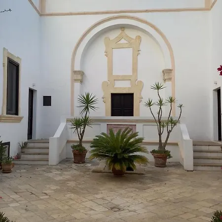 Bed & Breakfast Palazzo Cariddi 4*